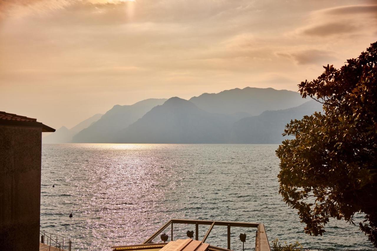 Lake Front Casa Christina 马尔切西内 外观 照片